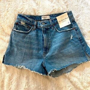 New Abercrombie & Fitch denim shorts!